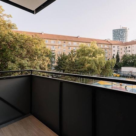 Stylish Apartment Retreat Bratislava Luaran gambar